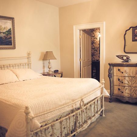 The Glendalia Boutique Hotel Glendale Exterior photo