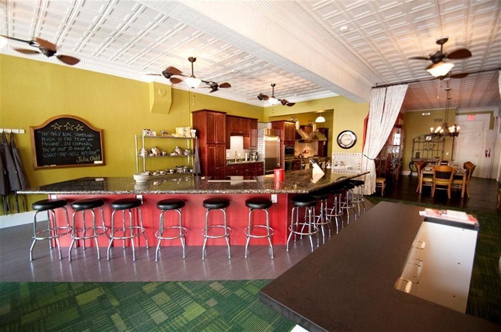 The Glendalia Boutique Hotel Glendale Exterior photo