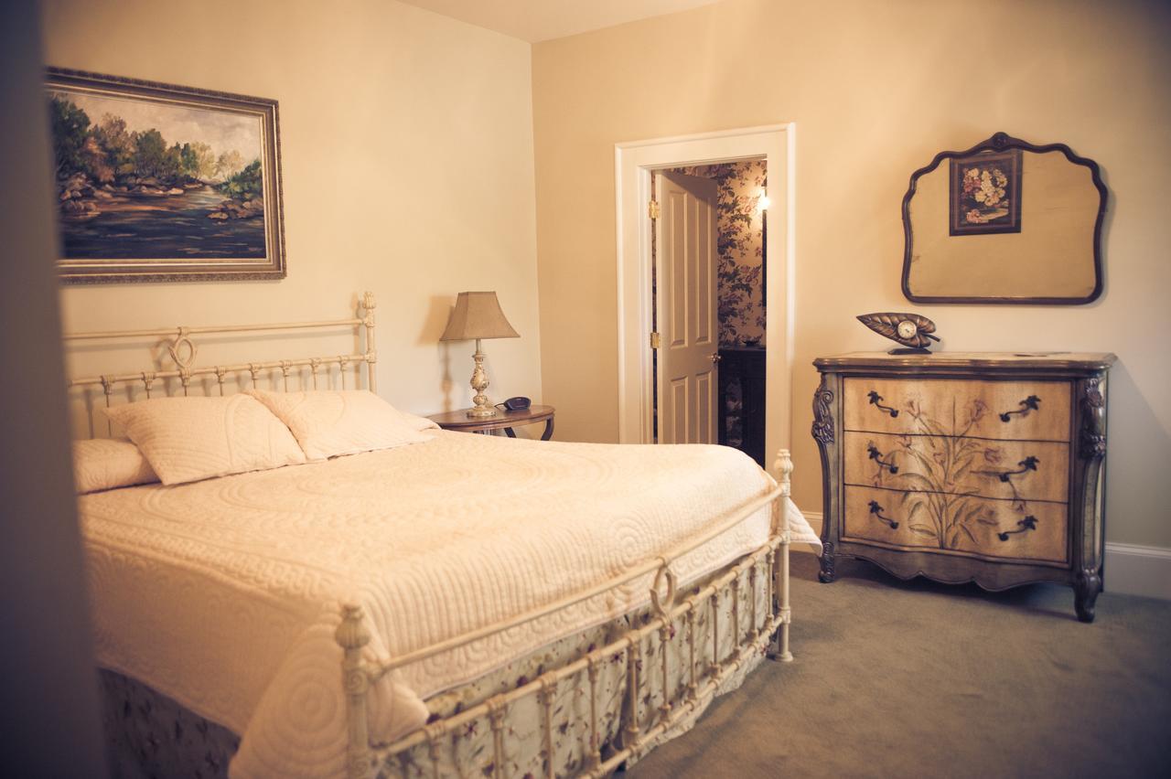 The Glendalia Boutique Hotel Glendale Exterior photo
